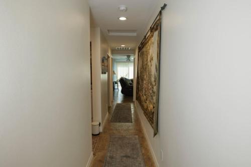 7 Bedroom Home With Fenced Yard