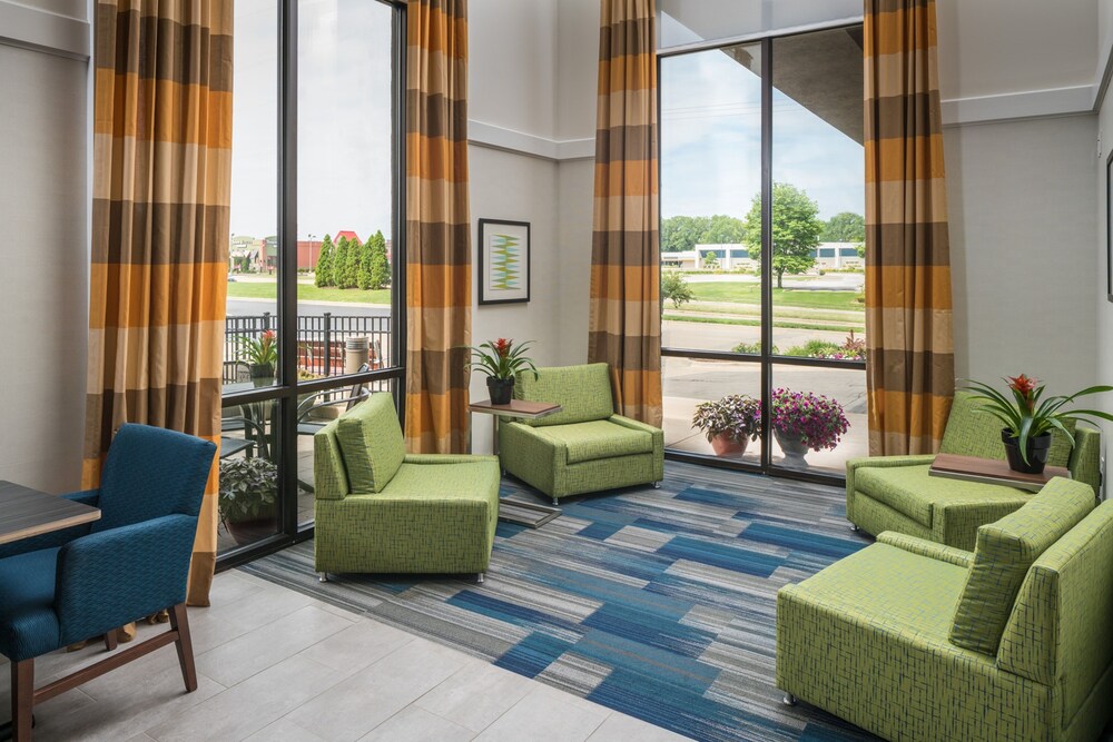 Holiday Inn Express Springfield by IHG - photo 39
