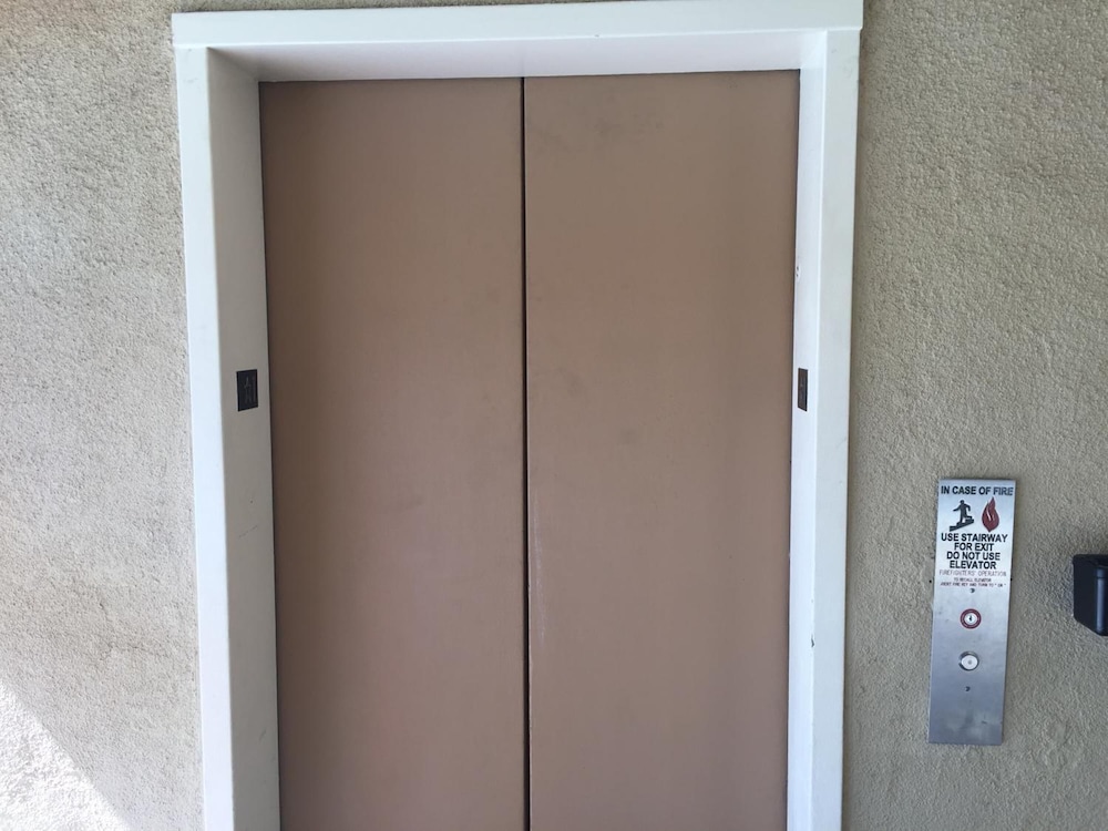 Chula Vista Inn - photo 49