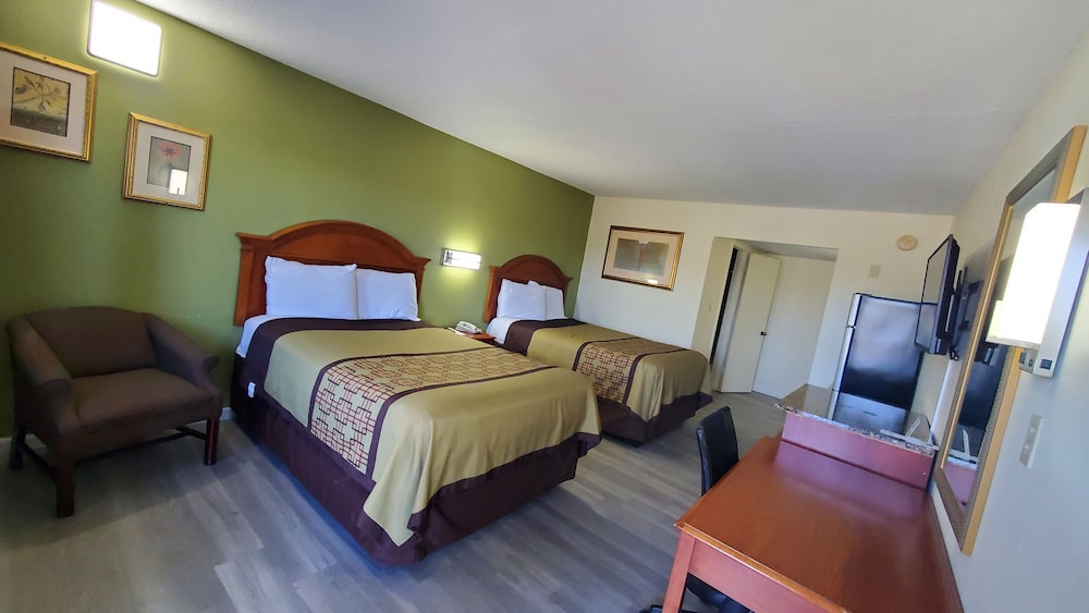 Big Spring Inn - photo 7