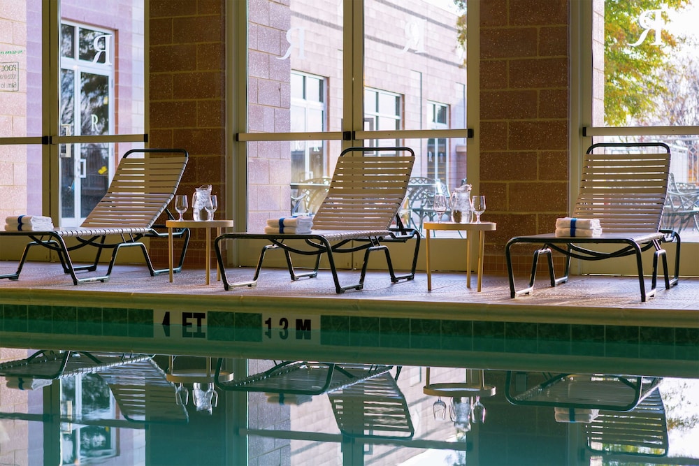 Hilton Charlotte Airport - photo 40