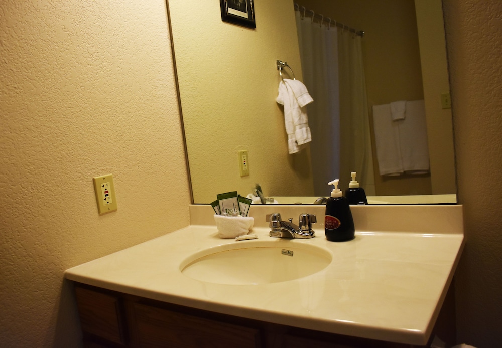 Hermann Crown Suites - photo 199