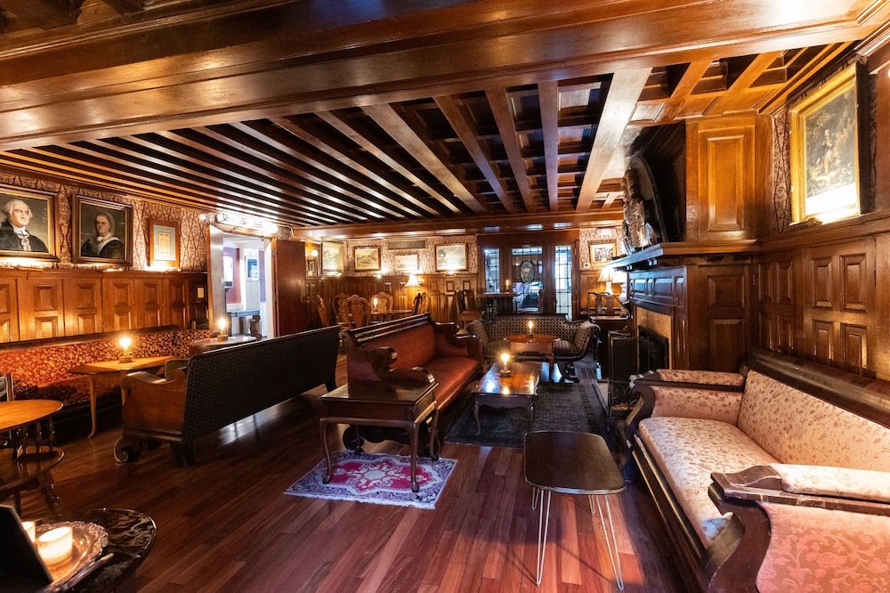 Tabard Inn - photo 105