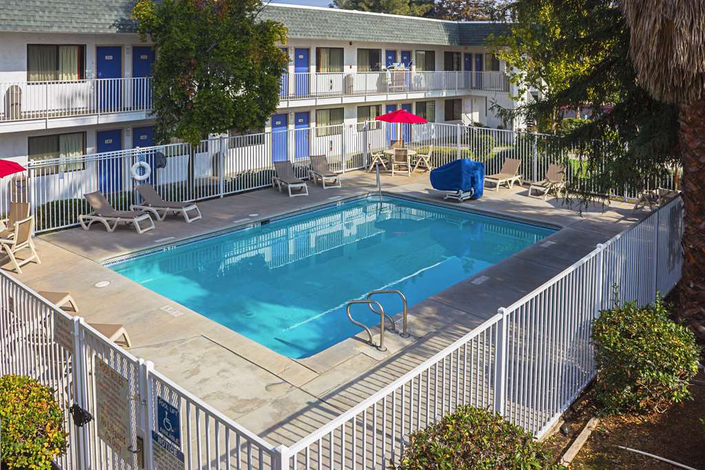 Motel 6 Porterville CA - photo 14