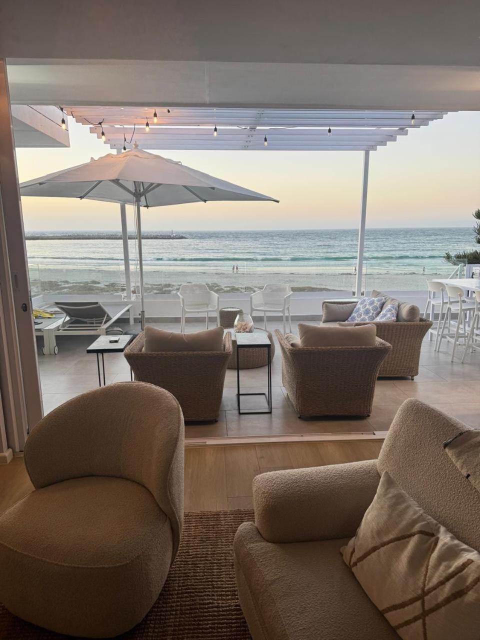 Sunset Shores — 4-Star Luxury Hotel in Lambertʼs Bay, South Africa