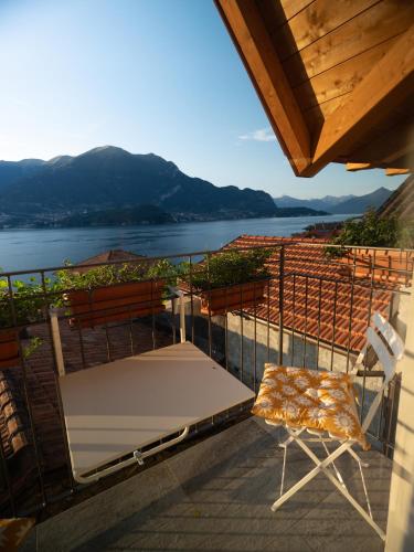 Lakeview Jonny House on the Roofs — 4-Star Luxury Hotel in Lezzeno, Italy