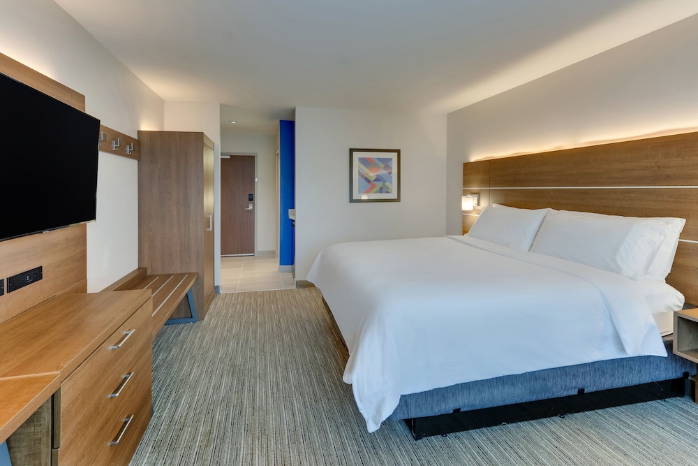 Holiday Inn Express & Suites Dawsonville by IHG - photo 22