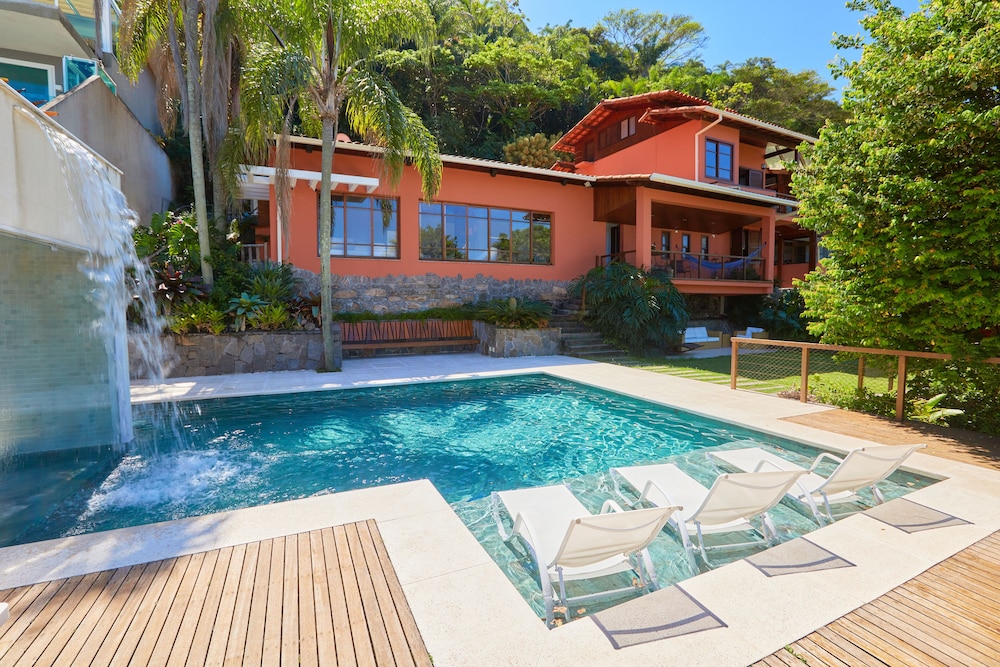 Itacoa Luxo in Niteroi, Brasil