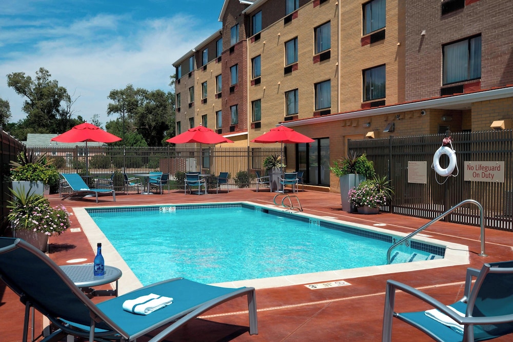 TownePlace Suites Garden City - photo 23