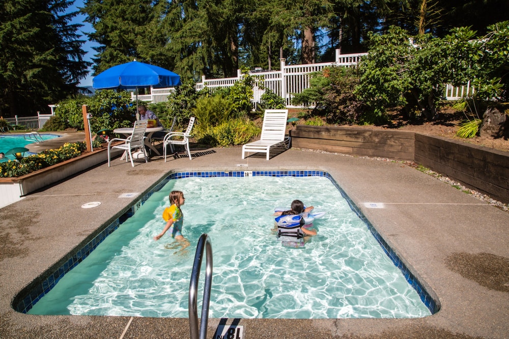 Paradise RV Campground - photo 7