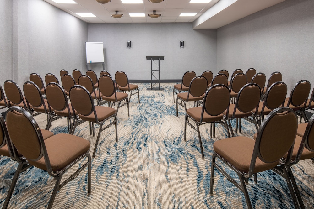 Holiday Inn Portland Columbia Riverfront By IHG - photo 68