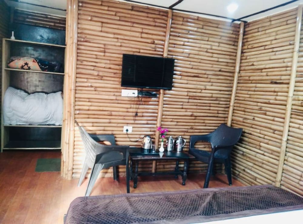 Bamboo Junction Resort in Tehri, India