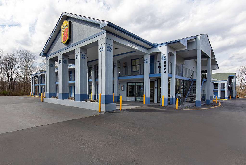 Super 8 by Wyndham Nashville West - photo 4