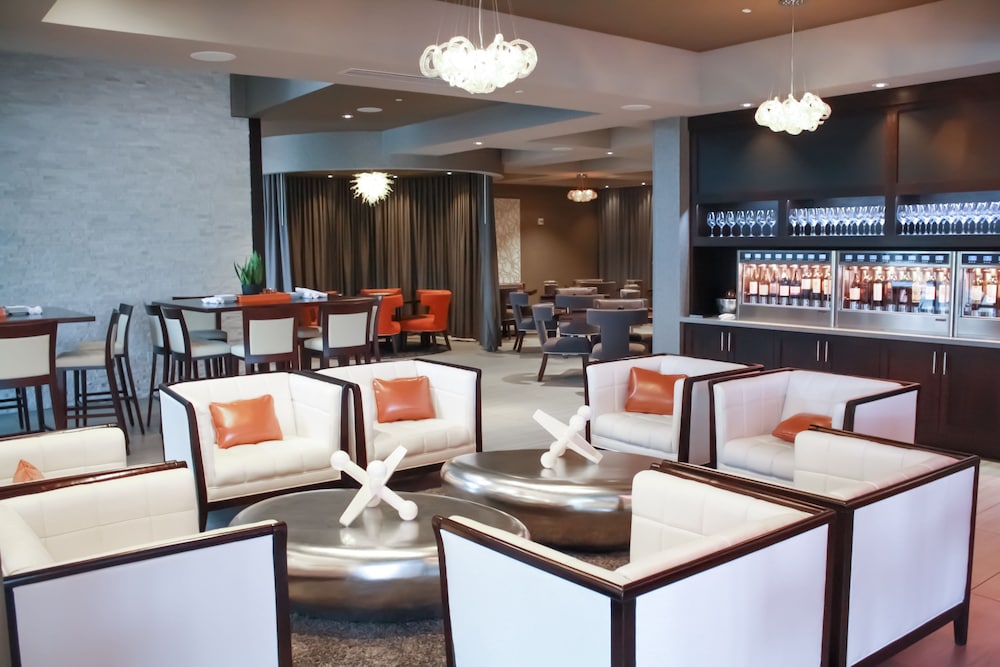 Holiday Inn Hotel & Suites Davenport by IHG - photo 15