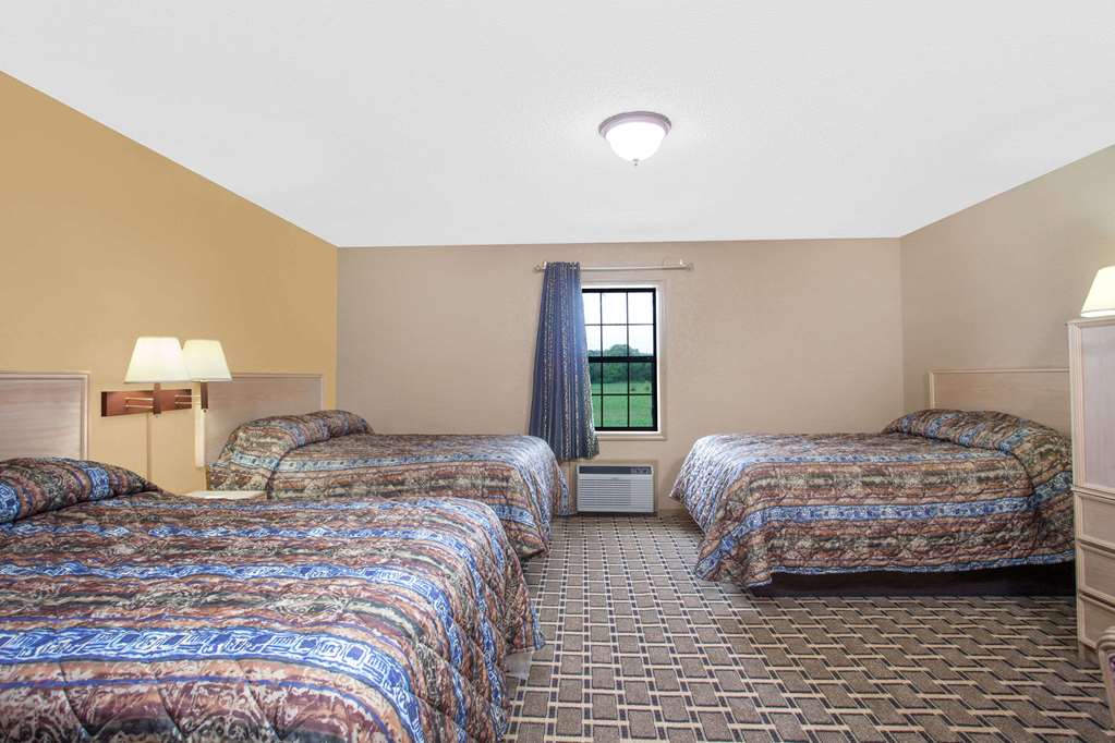 Knights Inn Wildersville - photo 6