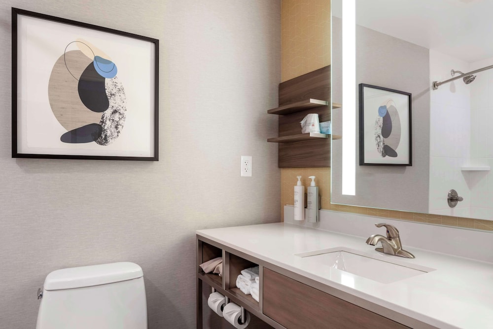 Hilton Garden Inn Charlotte Concord - photo 23