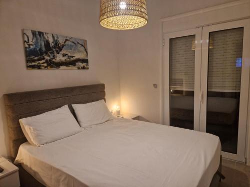 Cozy Apartment — 4-Star Luxury Hotel in Asprovalta, Greece