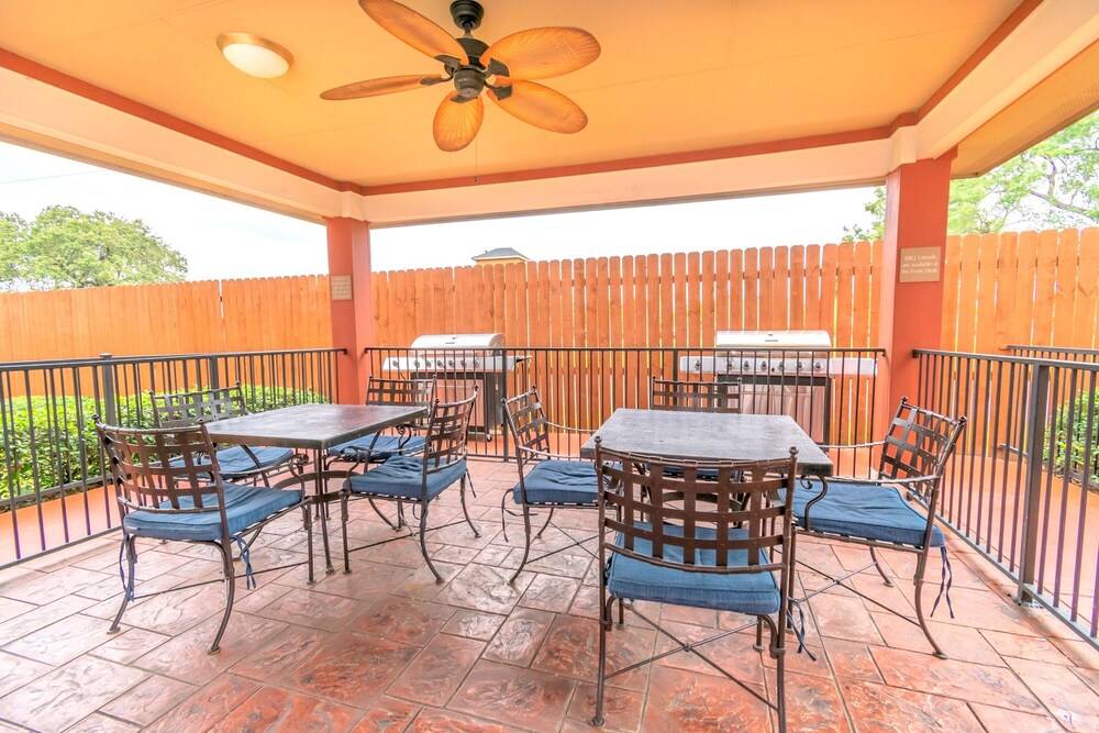 Candlewood Suites Houston I 10 East by IHG - photo 56