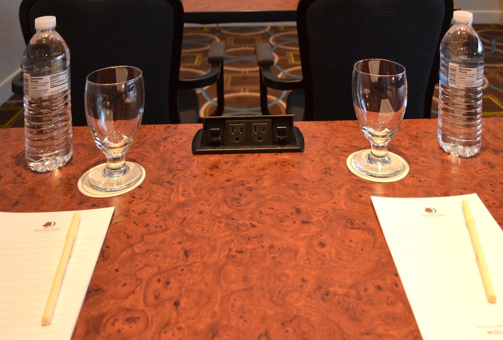 Doubletree by Hilton Houston Hobby Airport - photo 48