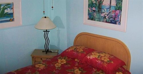 Sun And Surf Motel - photo 9