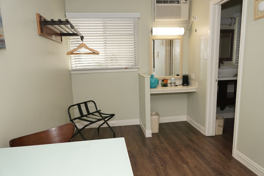 The Atwood Hotel San Diego SeaWorld Zoo - photo 8