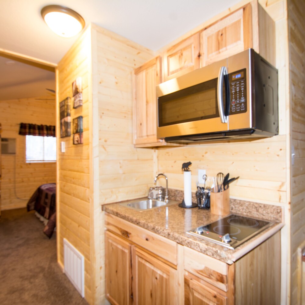 Upper Canyon Inn & Cabins - photo 57