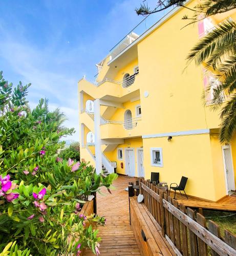 ClaudiAgapi Apartments Korfu — 4-Star Luxury Hotel in Agios Stefanos, Greece
