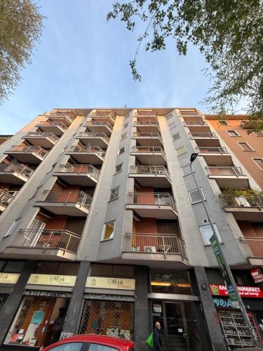 Brand new apartment near city center — 4-Star Luxury Hotel in Milan, Italy