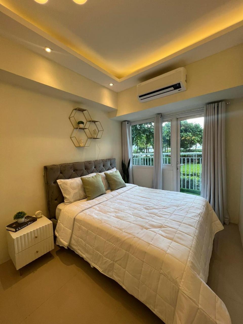 Ind 57 - carbon neutral hotel in Siliguri