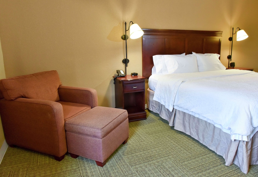 Hampton Inn Ruston - photo 9
