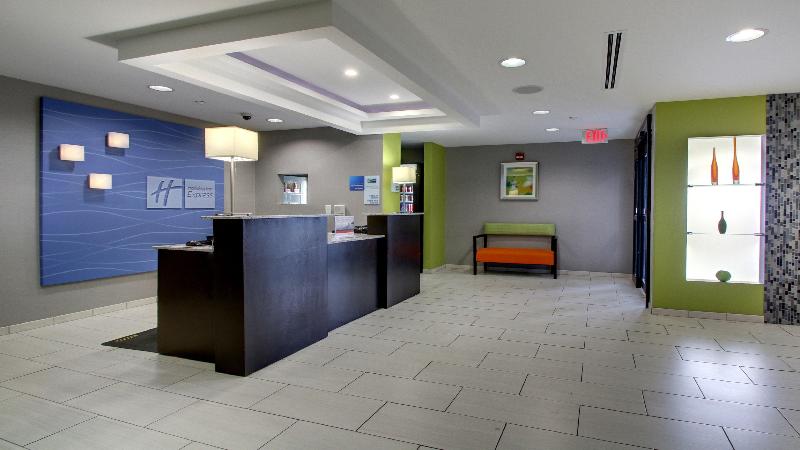 Holiday Inn Express & Suites Jackson Downtown Coliseum by IHG - photo 10