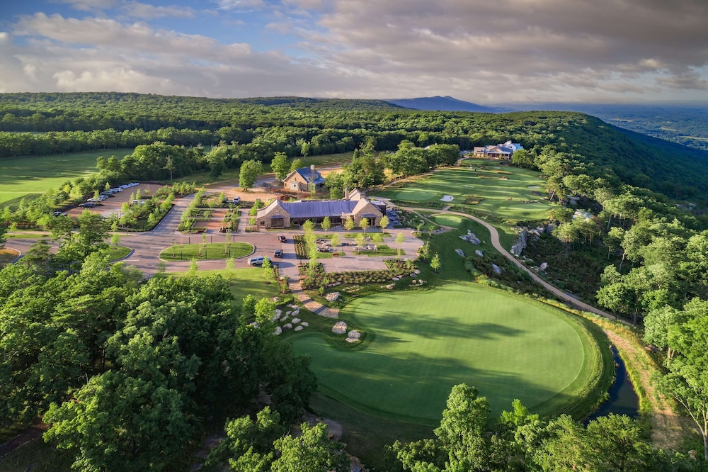 Cloudland at McLemore Resort Lookout Mountain Curio by Hilton - photo 125