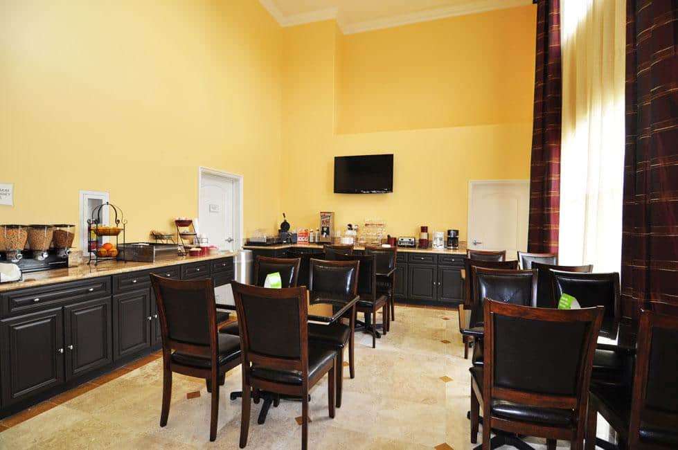 La Quinta Inn & Suites by Wyndham Moreno Valley - photo 39