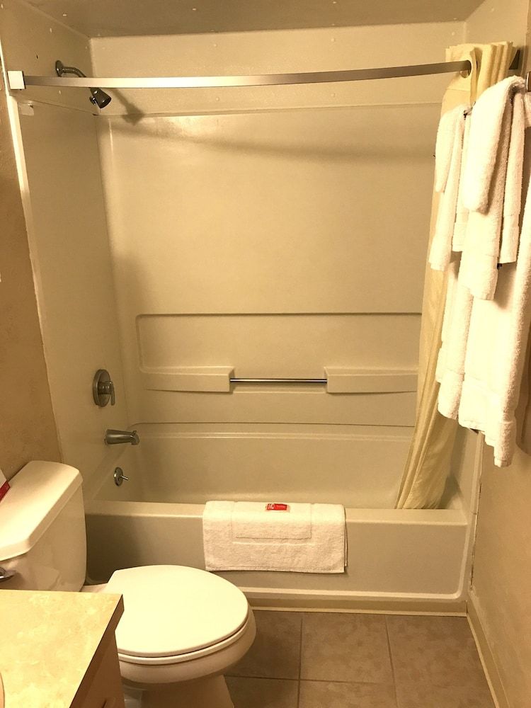 Econo Lodge 1000 Islands - photo 31