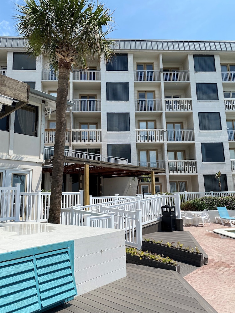 Silver Beach Club - photo 30