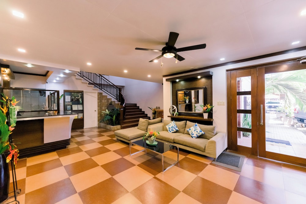 Madonna Hometel and Suites — Panabo — photo 3