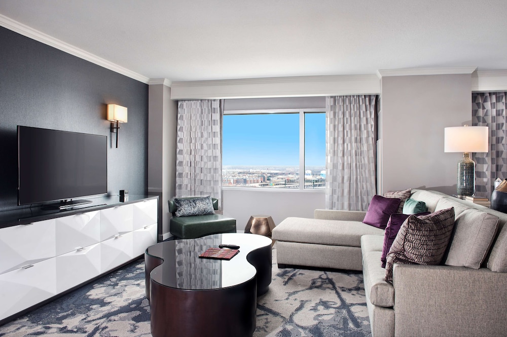 Hilton Baltimore Inner Harbor - photo 12