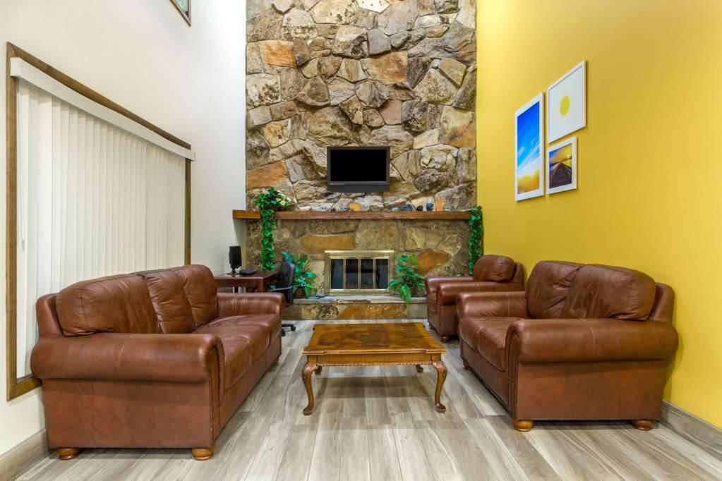 Days Inn by Wyndham Delta - photo 6