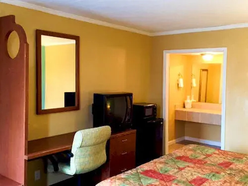Motel 6 Florence Historic Downtown - photo 20