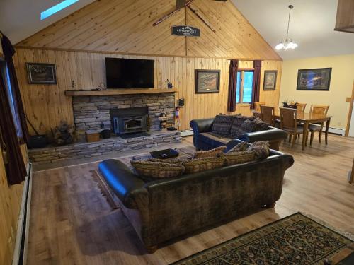 Cutthroat Lodge — 4-Star Luxury Hotel in North Bend, United States
