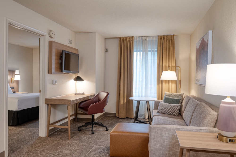 Staybridge Suites Allentown Bethlehem Airport by IHG - photo 22