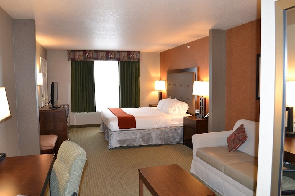 Holiday Inn Express Hotel & Suites Bozeman West an IHG Hotel - photo 2
