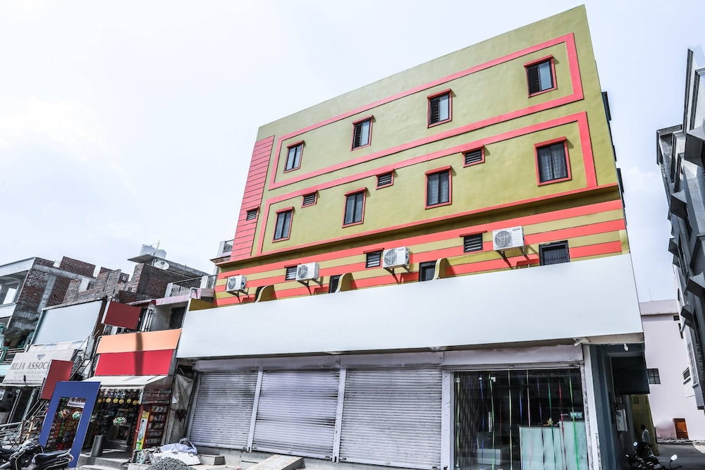 Oyo 15259 Smart City