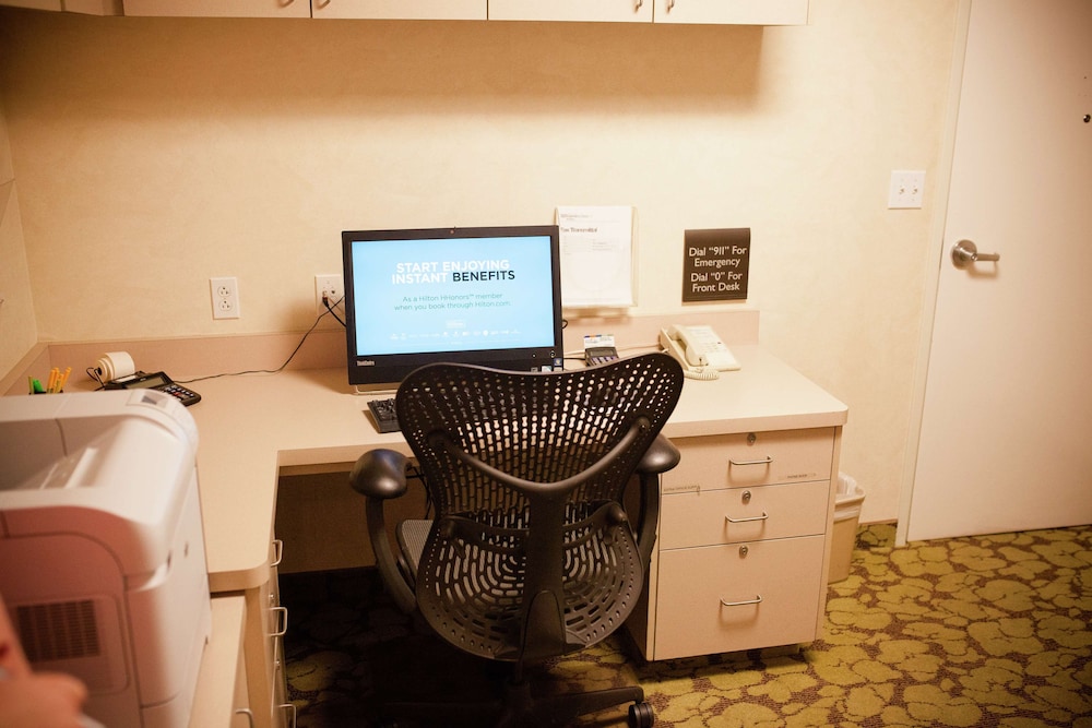 Hilton Garden Inn Redding - photo 53