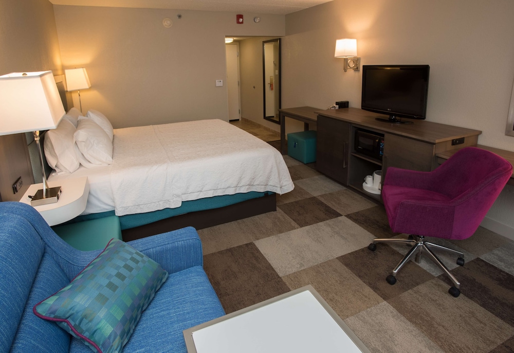 Hampton Inn Wooster - photo 11