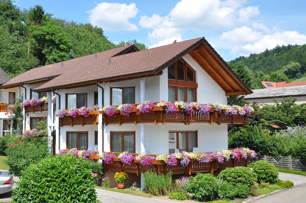 Hotel Pension Breig Garni — hotel in Ottenhofen