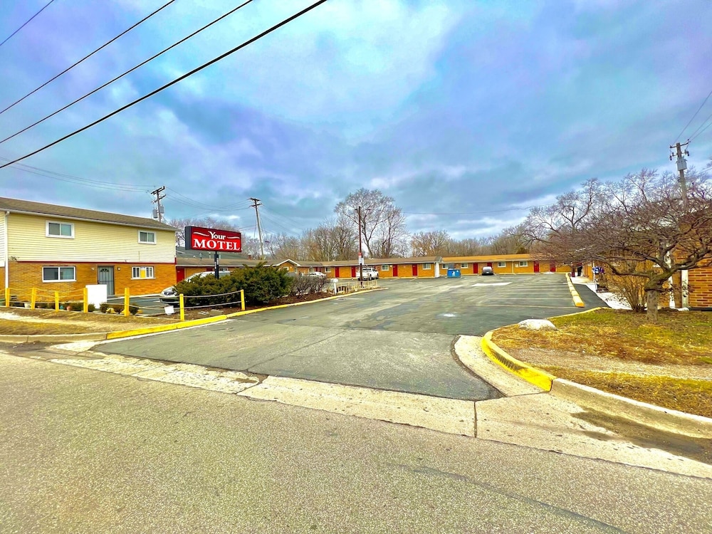 Your Motel - photo 13