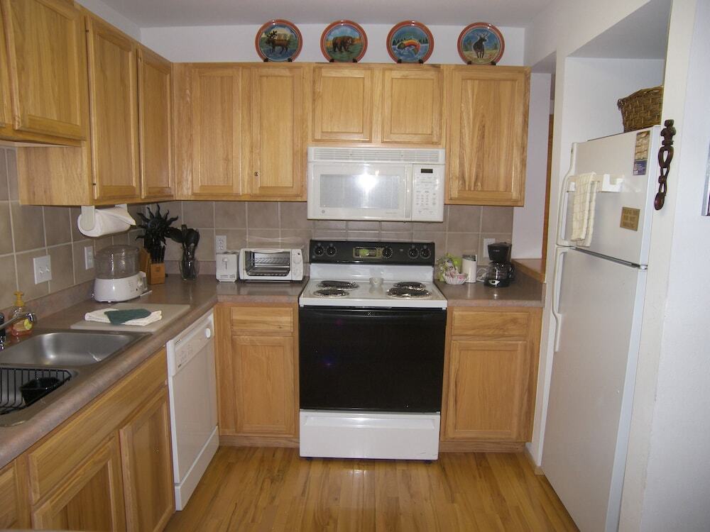 Rocky Mountain Resort Management Silverthorne - photo 20
