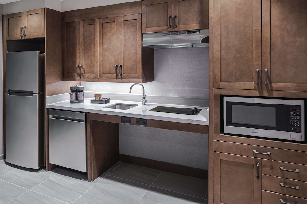 Homewood Suites by Hilton Boston Woburn - photo 14