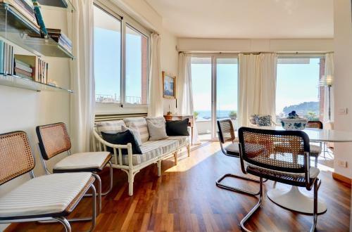 Bellavista Eight Elegante appartamento vista mare con giardino e posto auto privato 4 posti letto — 4-Star Luxury Hotel in Santa Margherita Ligure, Italy